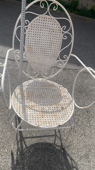 silla de forja de jardín