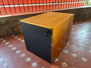 Cajonera de oficina madera y negro