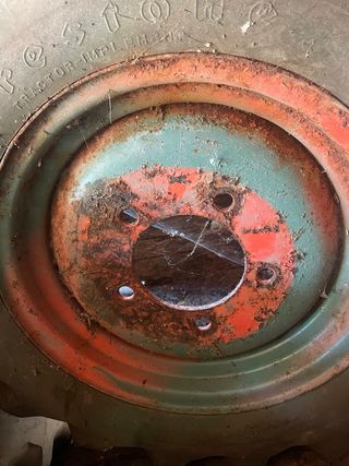 Neumático Tractor se vende por unidad.   remolque 