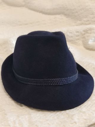 Sombrero Aznarez Azul con Pluma