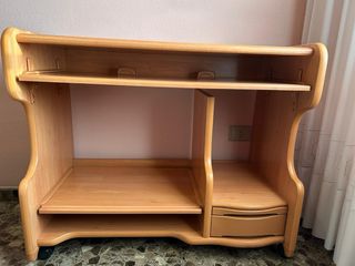 Escritorio de madera