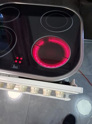 Conjunto Horno y Vitrocerámica Teka medida especia