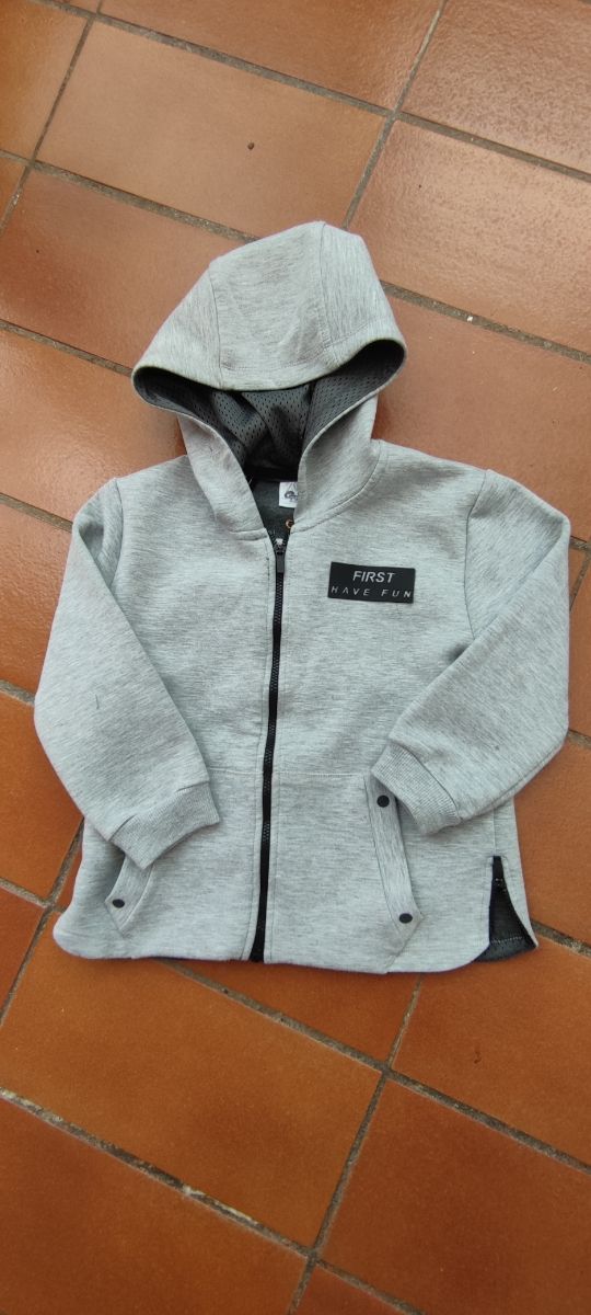 Chaqueta Zara 3/4 años Gris