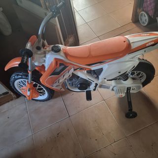 Moto KTM niños batería con ruedines