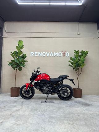 DUCATI MONSTER 937