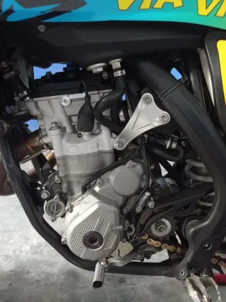 KTM 350cc 2017 (solo circuito)con 4 horas de motor