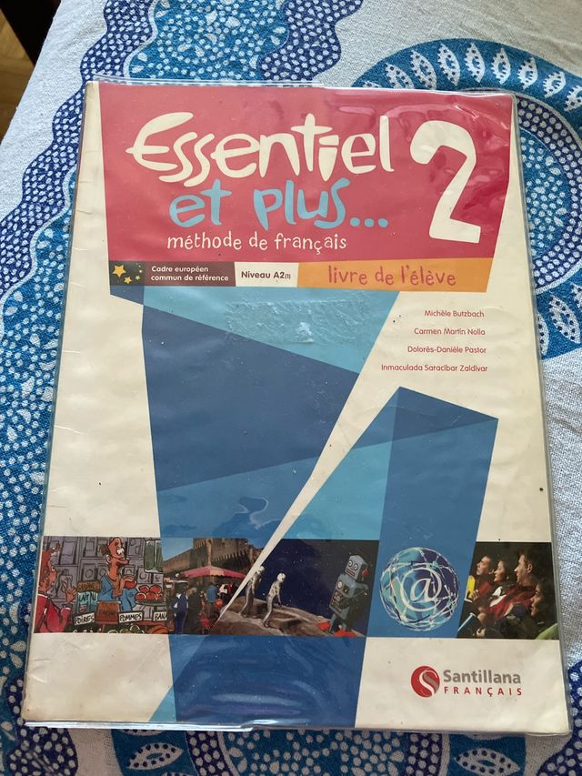 ESSENTIEL ET PLUS 2 LIVRE ÉLÈVE