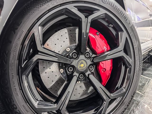 Lamborghini Urus S