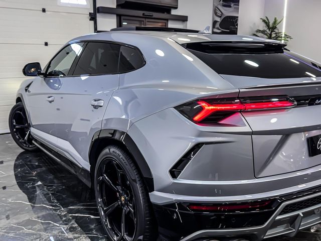 Lamborghini Urus S