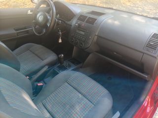 Volkswagen Polo 2006 solo 180.000 pegatina B 70€/M