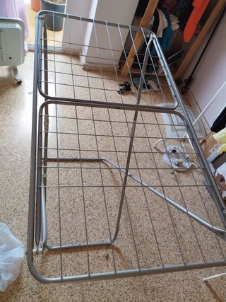 Tendedero plegable de metal