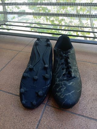 Botines negros rugby / futbol 