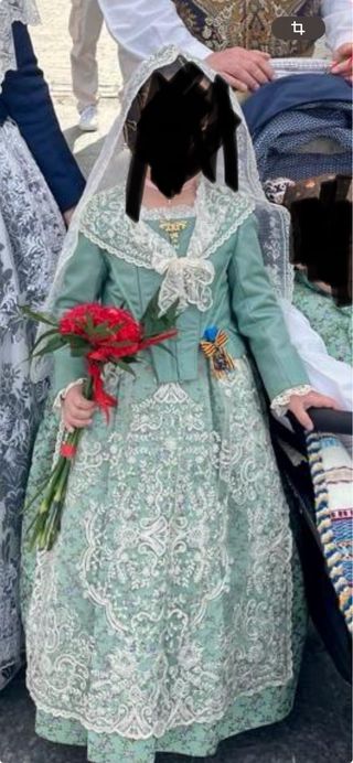 Vestido de Fallera como nuevo 