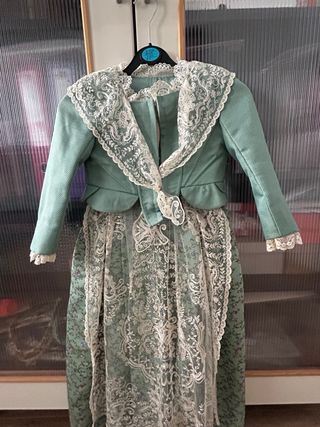 Vestido de Fallera como nuevo 