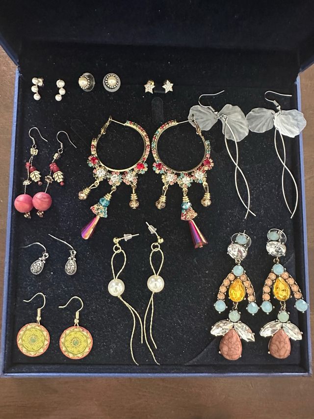 Lote de pendientes variados