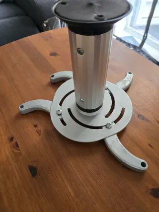 Proyector Casio XJ-V2 Blanco + Sopprte para techo