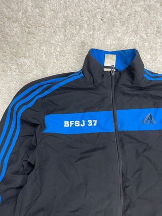 ¡OFERTA! Talla L Chaqueta Adidas Impermeable Negra