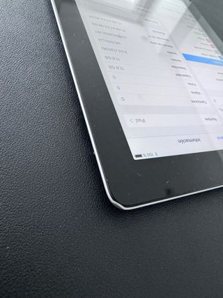 iPad 3 16GB - Pantalla perfecta, no va altavoz