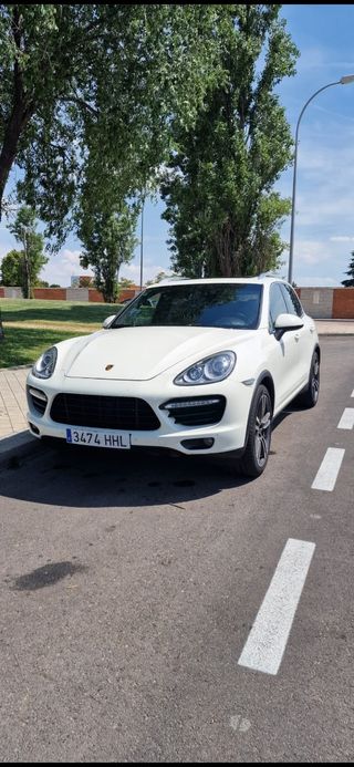 Porsche Cayenne 2011