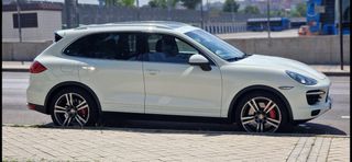Porsche Cayenne 2011