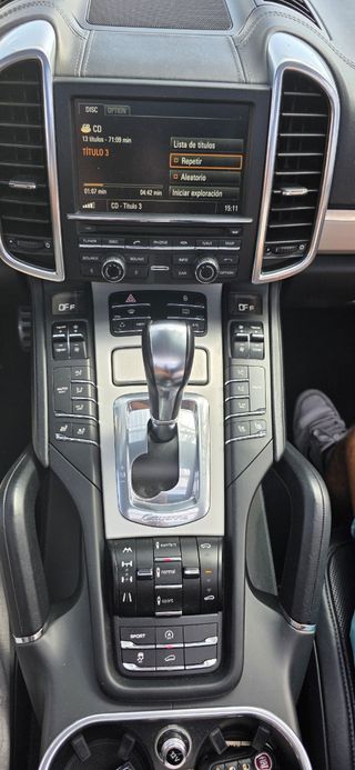Porsche Cayenne 2011