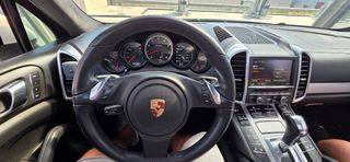 Porsche Cayenne 2011