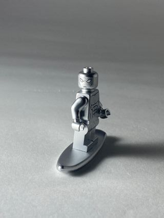Silver Surfer - Figurine Type Lego Marvel 3