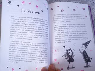 Isadora Moon - El gran libro de magia de Isador...