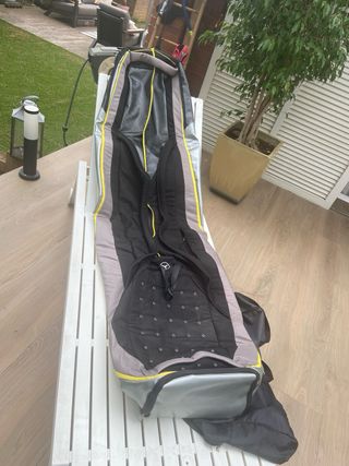 Funda esquí Mercedes Benz con ruedas