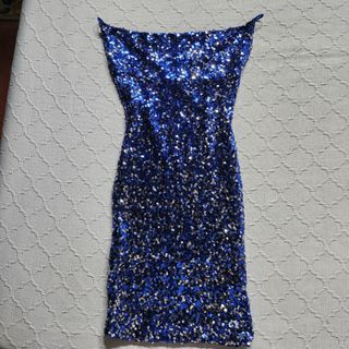 Abito paillettes blu e argento