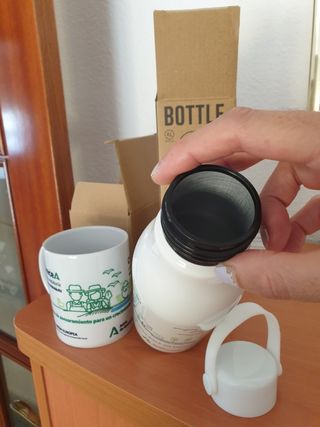 Lote Taza y Botella nuevas, CreceA