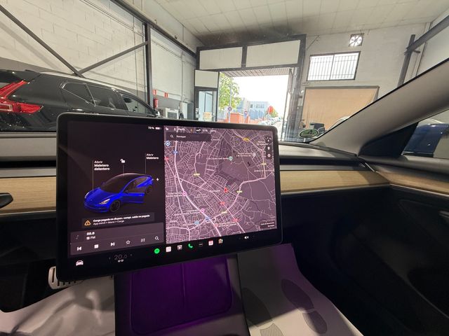Tesla Model 3 Performance AWD