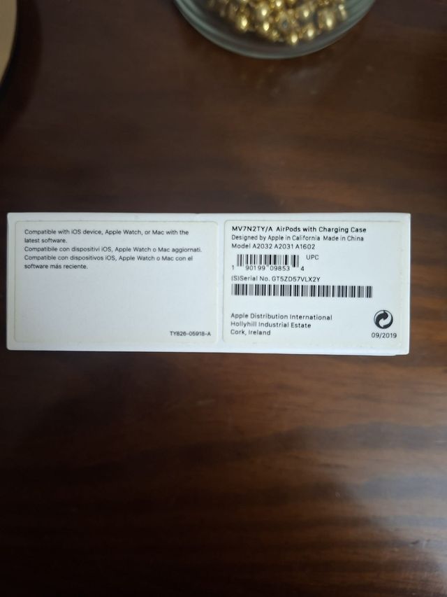 Airpod derecho + Estuche de carga Apple