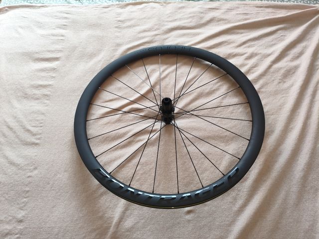 Rueda Trasera Bontrager Aeolus Pro 37
