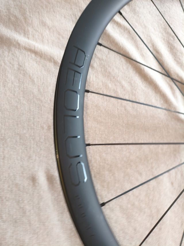 Rueda Trasera Bontrager Aeolus Pro 37
