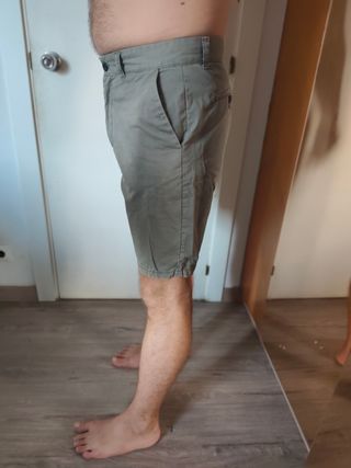 Bermuda hombre verde oliva