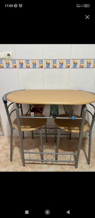 Mesa comedor con 2 sillas