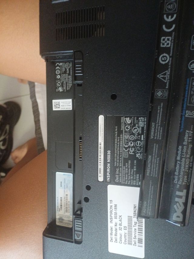 Portátil Dell Negro ¡¡FUNCIONA!! CON CARGADOR