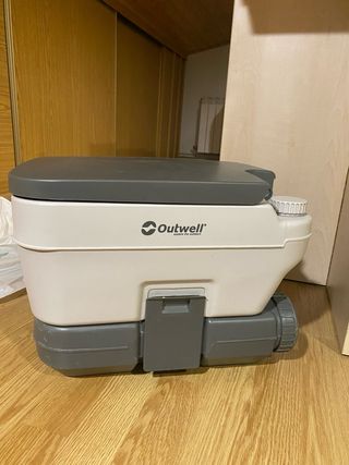 Outwell Inodoro Portátil y líquido de regalo