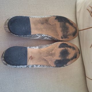 Bailarinas de piel con detalle de flecos