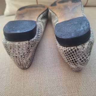Bailarinas de piel con detalle de flecos