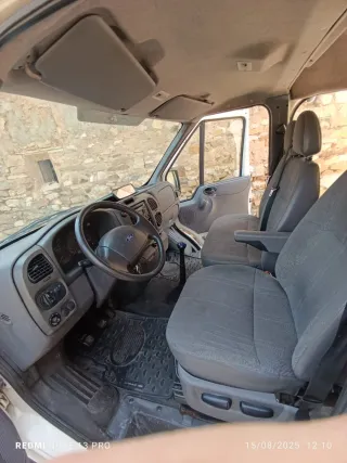 Ford Transit 2004