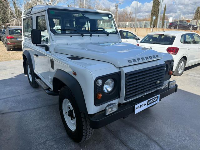 Land Rover Defender 2014