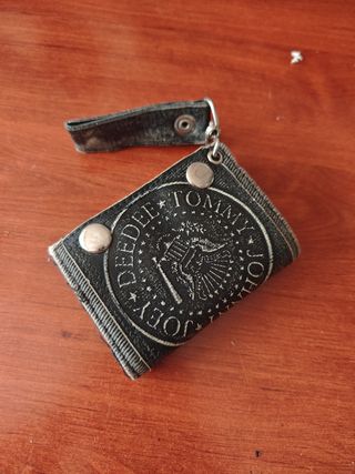 Cartera The Ramones Negra