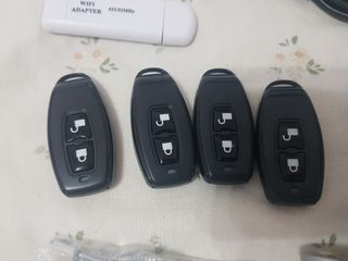 Bloqueo de puerta con control remoto