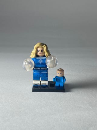 Invisible Woman - Figurine Type Lego Marvel 4