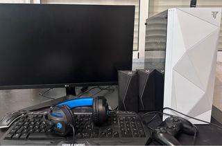 Pack Completo: PC, Monitor, Teclado, Ratón,etc...