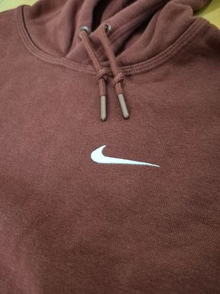 Sudadera básica burdeos de Nike