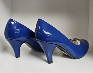 Zapatos de tacón azul charol Lady Pretty