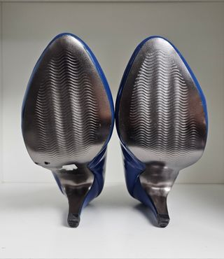 Zapatos de tacón azul charol Lady Pretty